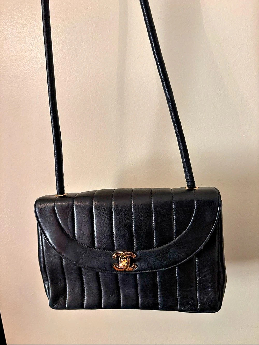 Chanel Vintage Mademoiselle Shoulder Bag Lamb Skin Black Gold CC Bag Black